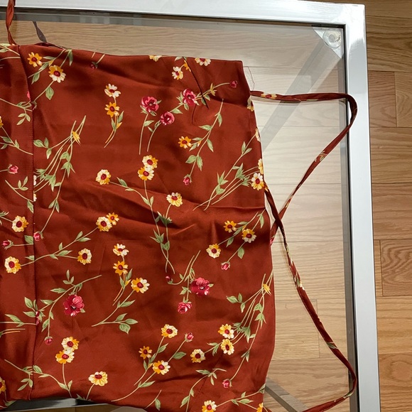 Flower silk midi dress - Picture 2 of 4